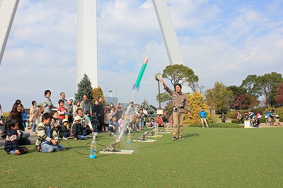 ペットボトルロケット (2).jpg
